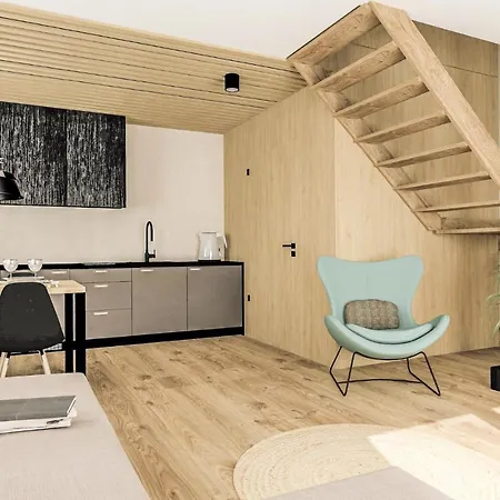 Front In Apartament